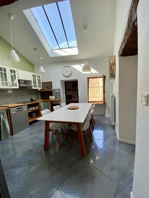 La Mansarde De L Abbaye Apartment คลูนี ภายนอก รูปภาพ